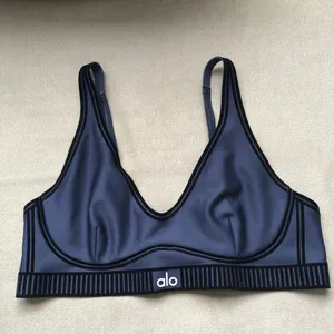 Alo Yoga Airlift Line Up Bra Navy M thumbnail 3