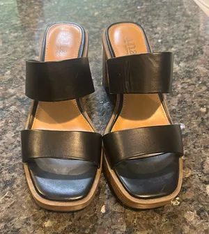 a.n.a Sandals Black 8.5 thumbnail 1