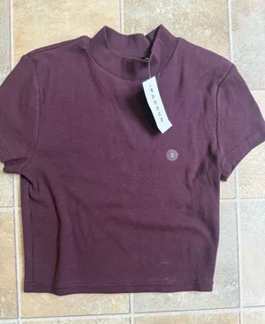 PacSun ME TO WE Women's Mock Neck Ribbed Crop Top - Plum size small NWT thumbnail 1
