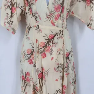 Reformation Karen Kimono Midi Wrap Dress Leila Floral Tulip Size‎ XS Cream Pink thumbnail 11