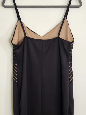 Haute Fox Black and Nude Bodycon Cocktail Dress Size 1XL NWOT thumbnail 6