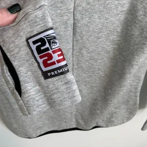 Atlanta Falcon's‎ Women's sweatshirt size XS thumbnail 4