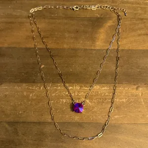 Gold tone layered iridescent hot pink gemstone pendant necklace thumbnail 3