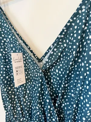 NWT Cupshe Green V-Neck Split Maxi Dress - Size: Large thumbnail 6