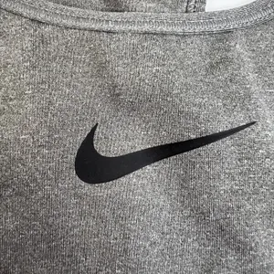 Nike M Medium Sports Bra Racerback Center Swoosh Logo Gray Black Workout Fitness thumbnail 4