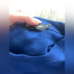 Nwot Plt Blue With White Print Sweatshirt S thumbnail 4