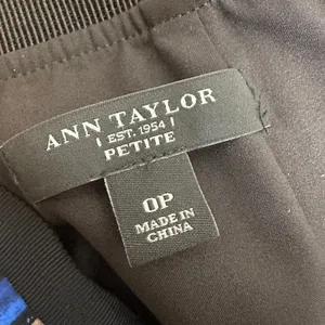 Ann Taylor Artsy Pencil Knee Length Skirt Size O Petite thumbnail 8