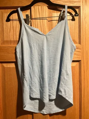 Athleta Tank butter soft  thumbnail 1