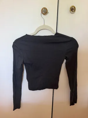 Long Sleeve Crop Top Bershka thumbnail 2