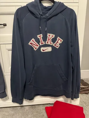 Nike sweatshirt  thumbnail 1