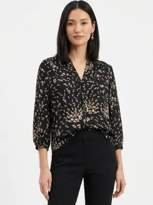 White House Black Market Black Floral V-Neck Blouse Size XS thumbnail 2