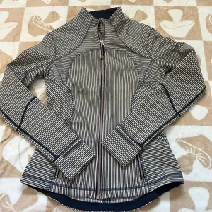 Lululemon Forme Jacket II Pine Stripe Size 6‎ thumbnail 12