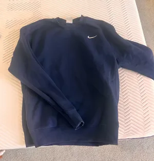 Nike Crewneck thumbnail 1