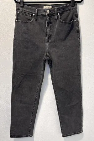 Madewell Women's Size-30 Black Wash Classic‎ Straight Leg Jeans thumbnail 1