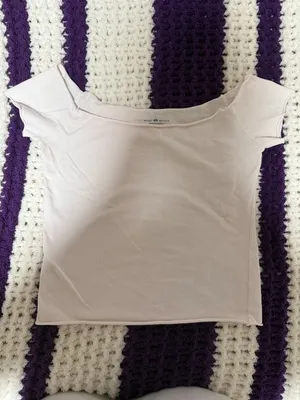 Brandy Melville Bonnie Top thumbnail 2