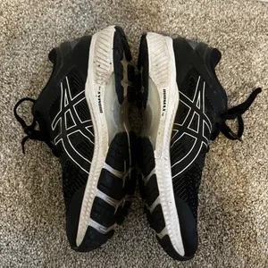 Asics Gel-Kayano 26 Black & White Running Shoe Women’s Size 7.5 thumbnail 6
