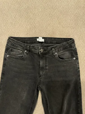 Forever 21 Low-Rise Bootcut Jeans thumbnail 3