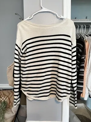 Old Navy Stripped Sweater thumbnail 1
