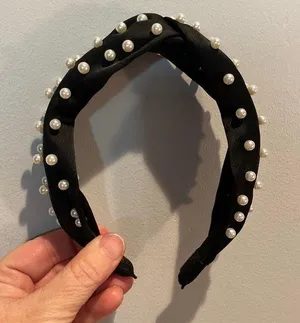 Black Headband with Pearls thumbnail 1