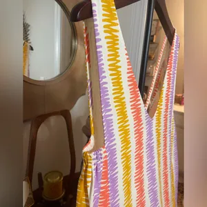 Compañía Fantástica Sleevelss Multicolor Dress V-Neck Colorful Playful Vacation thumbnail 7