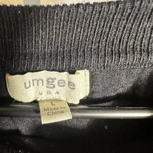 N178. Umgee- Black star and flower sweater thumbnail 2