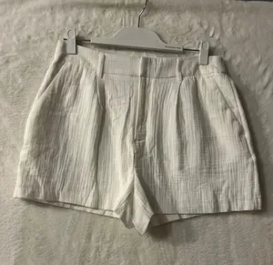 Nine‎ West Shorts Womens Medium M White High Rise Pleated Textured Cotton NWT thumbnail 1