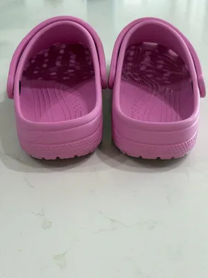Crocs Classic Clog Sandals in Pink, Unisex Size Men's 7 / Women's 9 thumbnail 5
