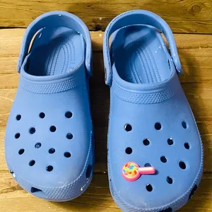 Crocs lite blue men's size 4 women size 6 thumbnail 1