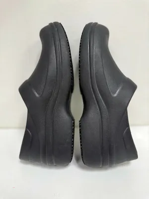 Crocs at Work Neria Pro II Slip Resistant Clog thumbnail 4