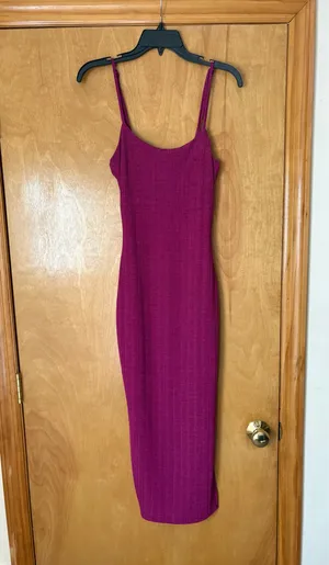 Shein Split Hem Magenta Glitter Cami Bodycon Dress thumbnail 2