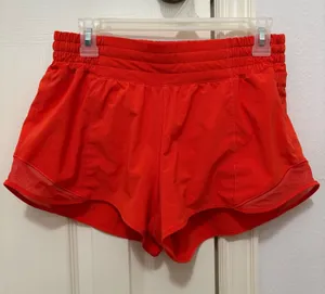 Lululemon Hotty Hot High-Rise 2.5" Autumn Red thumbnail 1