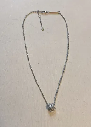 Kendra Scott flower pendant silver necklace thumbnail 1