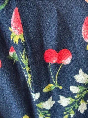 Old Navy fruits veggies midi dress linen fit & flare navy sleeveless pockets thumbnail 10