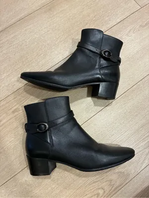 Coach Women’s Chrystie Bootie Black Leather Ankle Heeled Size 8.5 thumbnail 2
