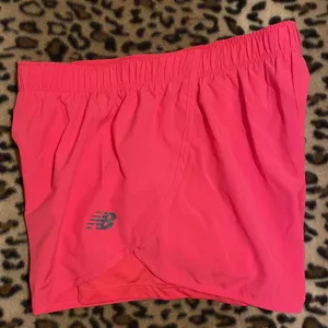 NEW BALANCE Shorts 2 in 1 Running Walking Yoga 3” Shorts Women’s Size S GUC thumbnail 7