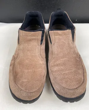 Cabelas Women's Tan Suede Slip on Shoes/ Loafers Size 8 SKU 4979 thumbnail 1