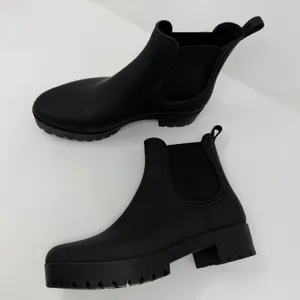 Jeffrey Campbell Rain Boots Women 41 Black Excellent Lug Sole Chelsea Ankle thumbnail 5