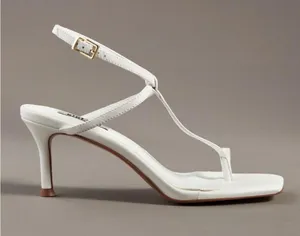 Anthropologie Bibi Lou White Toe Loop Heels 9.5 thumbnail 2
