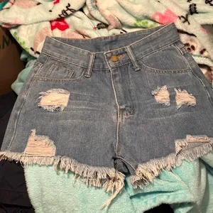 Jean shorts thumbnail 1