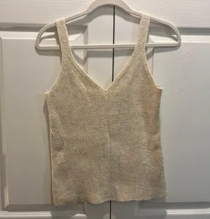 Old Navy Knit Sweater Tank thumbnail 2
