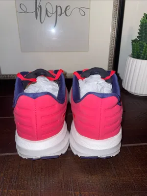 Brooks Launch GTS 9 Running Sneakers Size 8 thumbnail 4