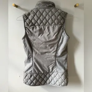 Adidas Climawarm Women's Quilted Gray Vest S thumbnail 2