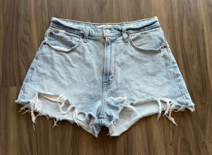 Abercrombie Curve Love Mom Shorts thumbnail 1