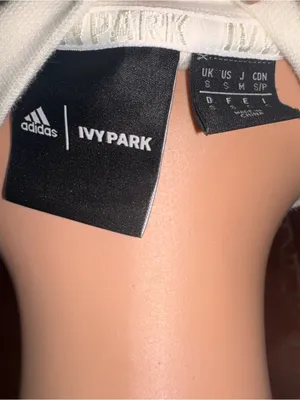 Ivy Park Ain’t My First Graphic Tee Small thumbnail 5