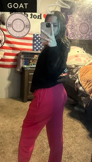 pink sweat pants Size M thumbnail 2