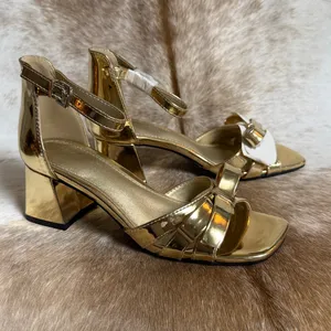 Kenneth Cole Reaction Nissy‎ Gold Strappy Heels Size 6 thumbnail 3