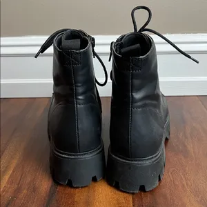 Madden Girl Stanton Chelsea Boots with Side Zippers thumbnail 7