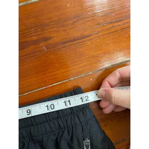 Vuori Black Athletic Running Shorts Women’s XS Zip Pocket Drawstring thumbnail 10