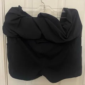 Zella Ruffle Back Performance Skort in Black thumbnail 5