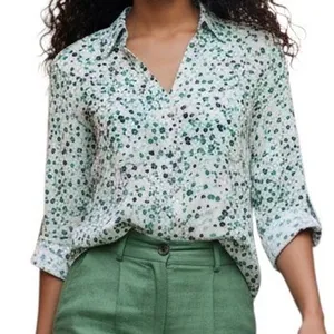 EXPRESS Portofino White Green Shamrock Clover Button Up Roll Tab Blouse NWOT XS thumbnail 1
